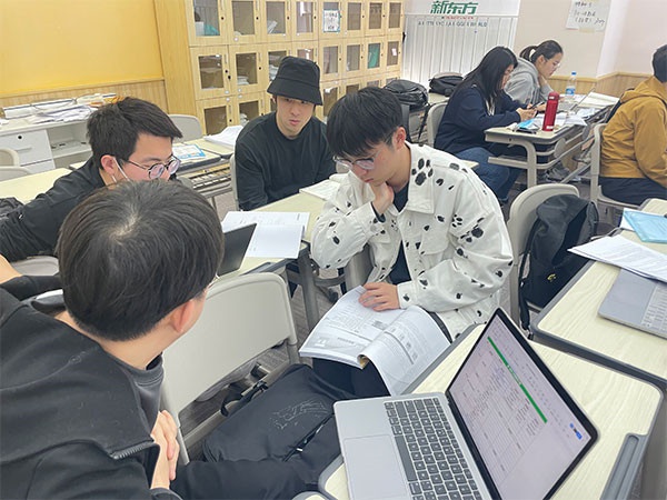 3月9日——数学组分组讨论最优讲法2.jpg
